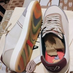 Novella Men's Beige and Burgundy Sneakers